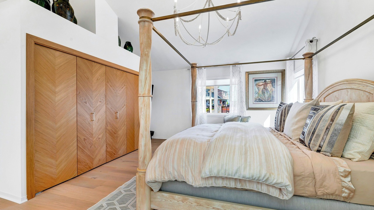 Photo of Bedroom in Orient Point