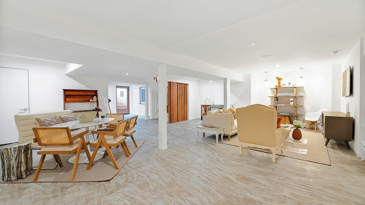 Photo of Livingroom in Orient Point
