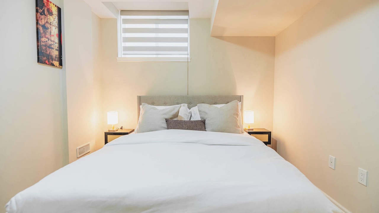 Photo of Bedroom in Old Town Historic District