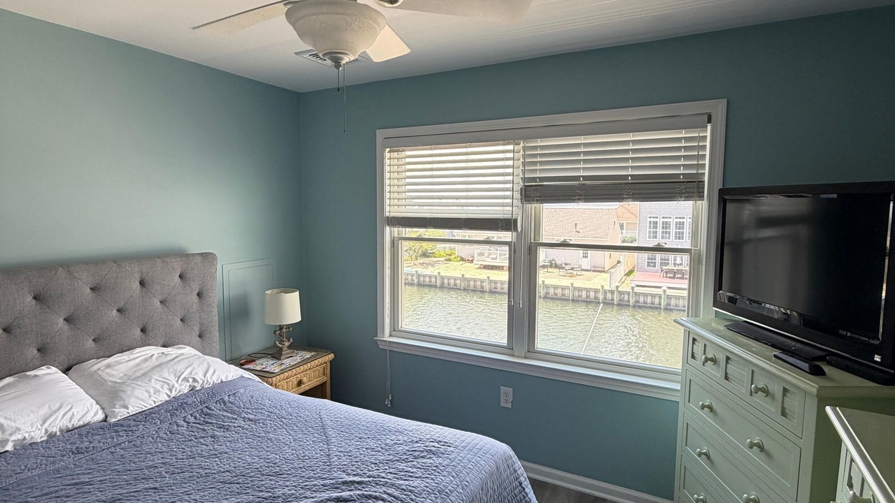 Photo of Bedroom in Ocean Beach III