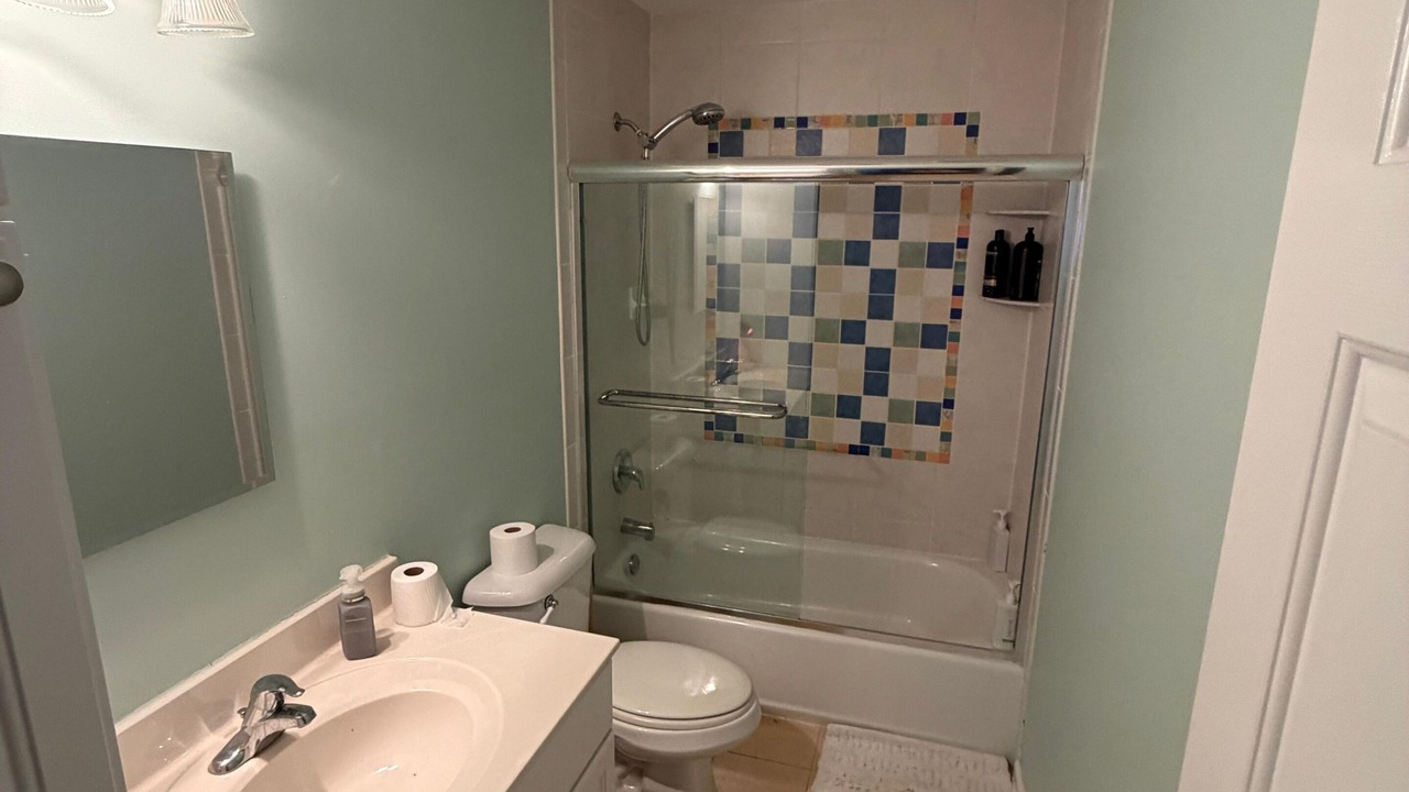 Photo of Bathroom in Ocean Beach III