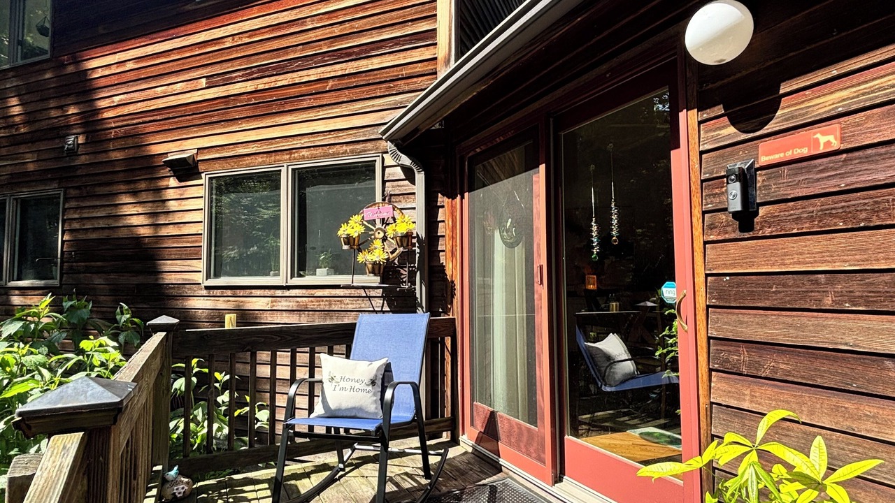 Photo of Patio Balcony in New Lebanon