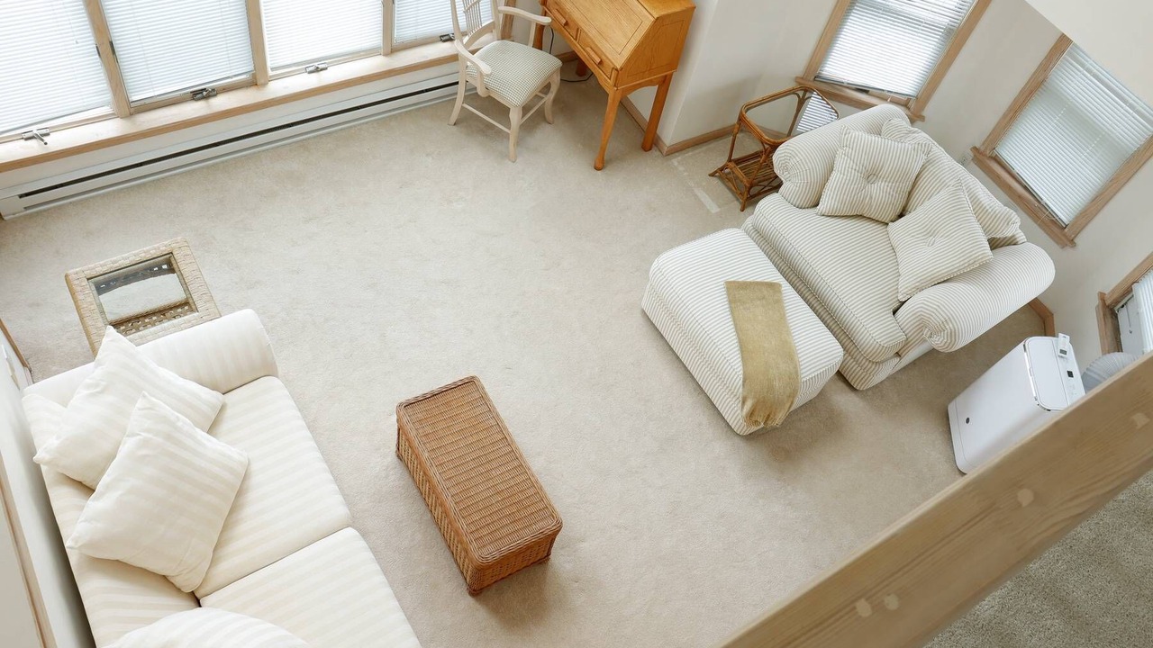 Photo of Livingroom in Old Saybrook Center