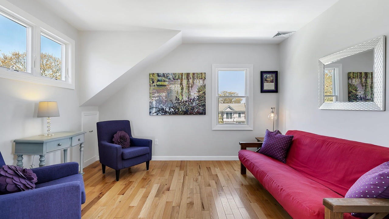 Photo of Livingroom in Popponesset