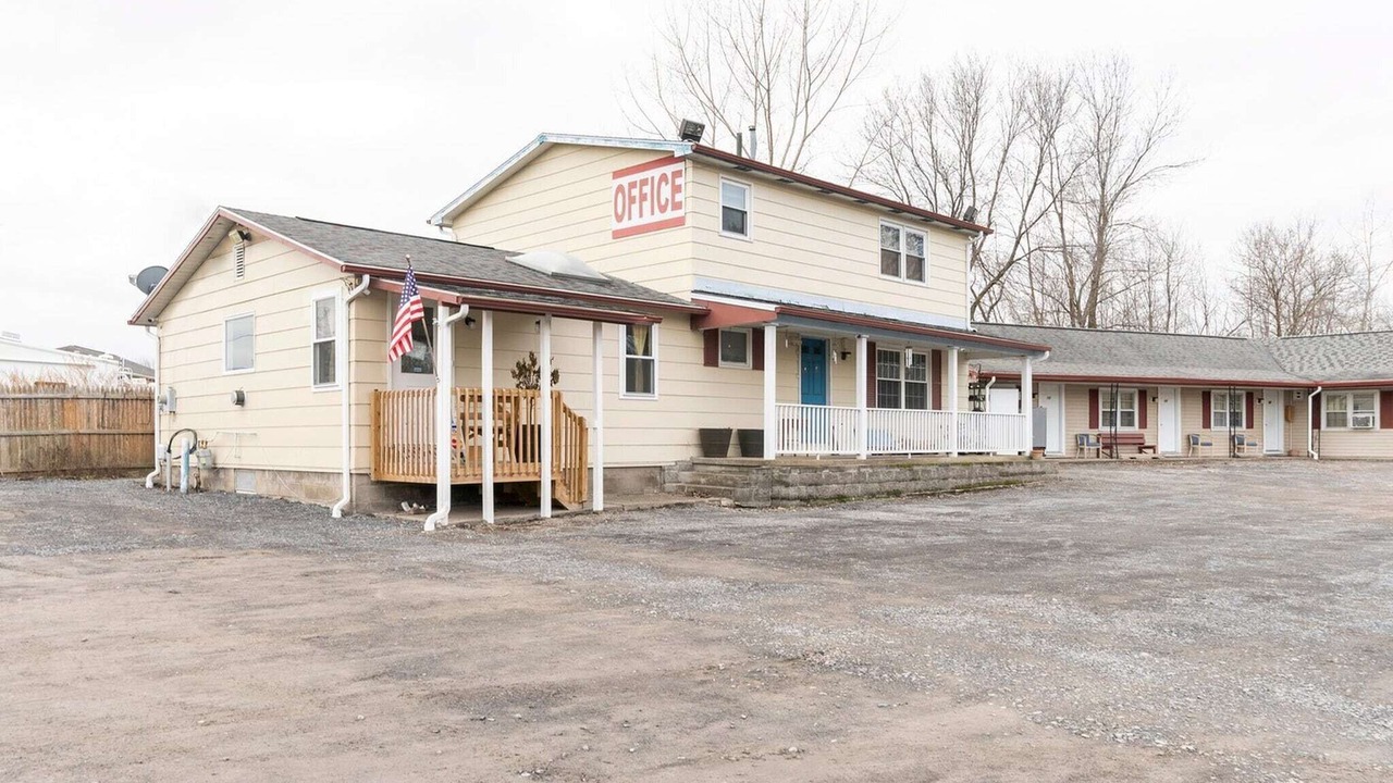 Photo of Outdoor in Seneca Falls