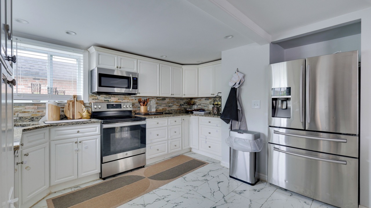 Photo of Kitchen in West Warwick