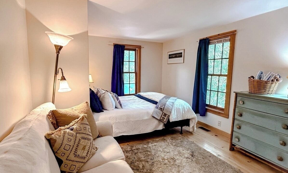 Photo of Bedroom in Vineyard Haven