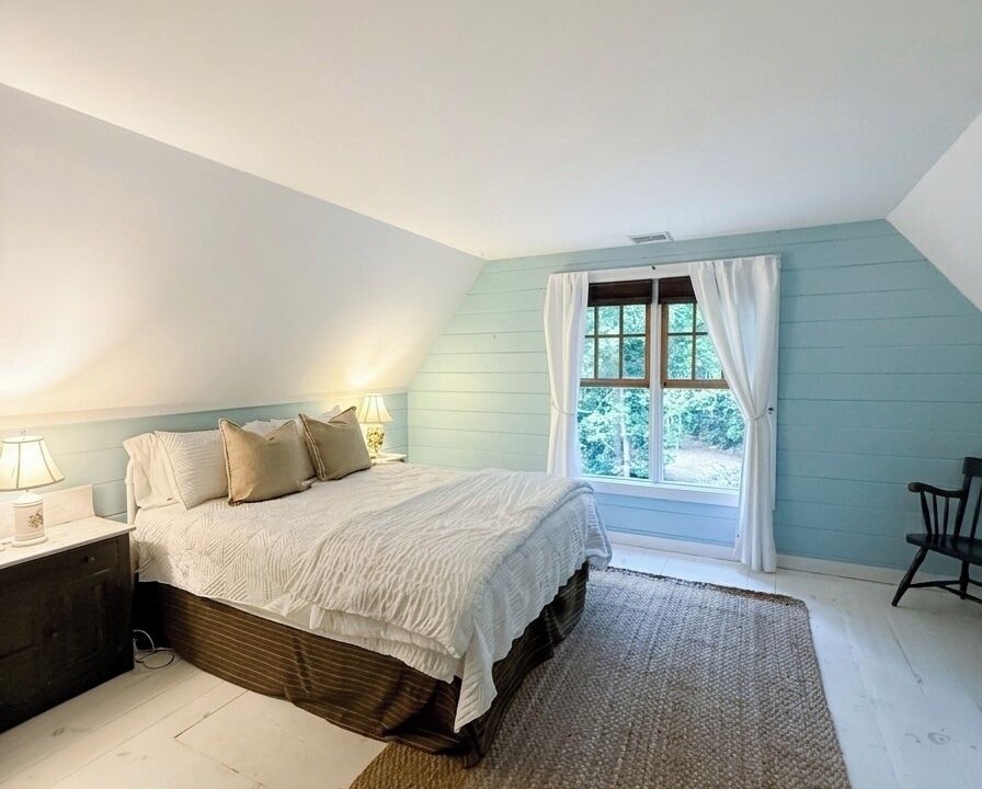 Photo of Bedroom in Vineyard Haven