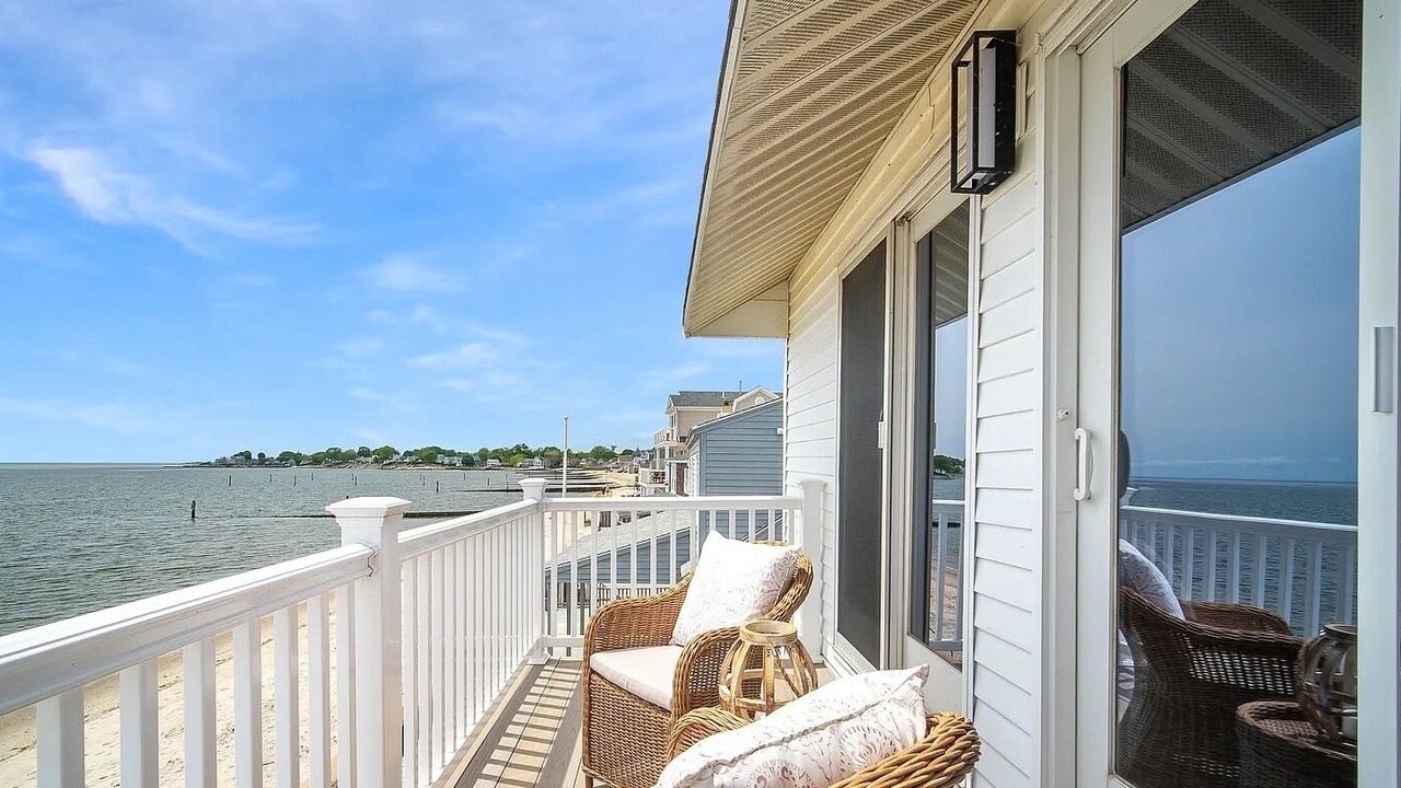 Photo of Outdoor in Saybrook Manor