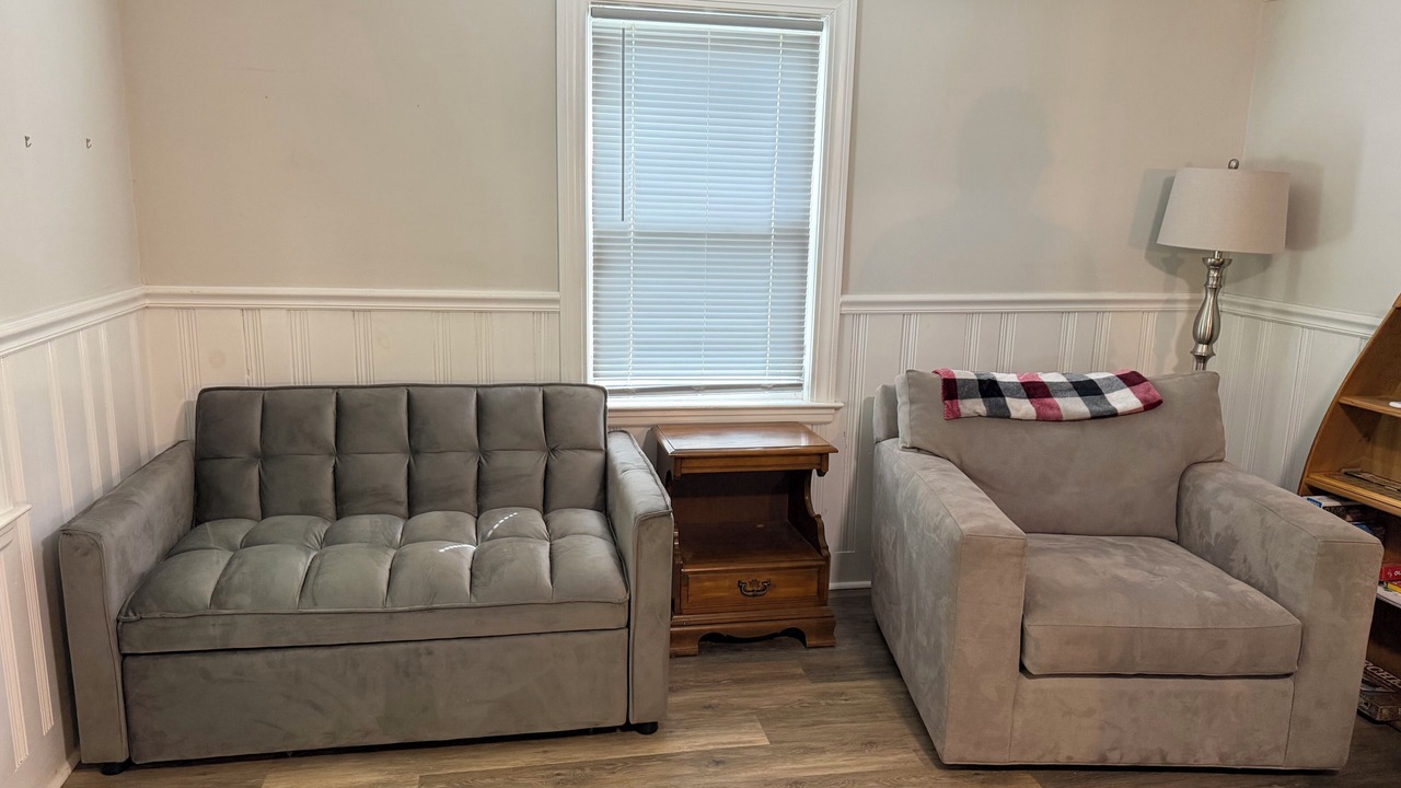 Photo of Livingroom in Coventry Lake