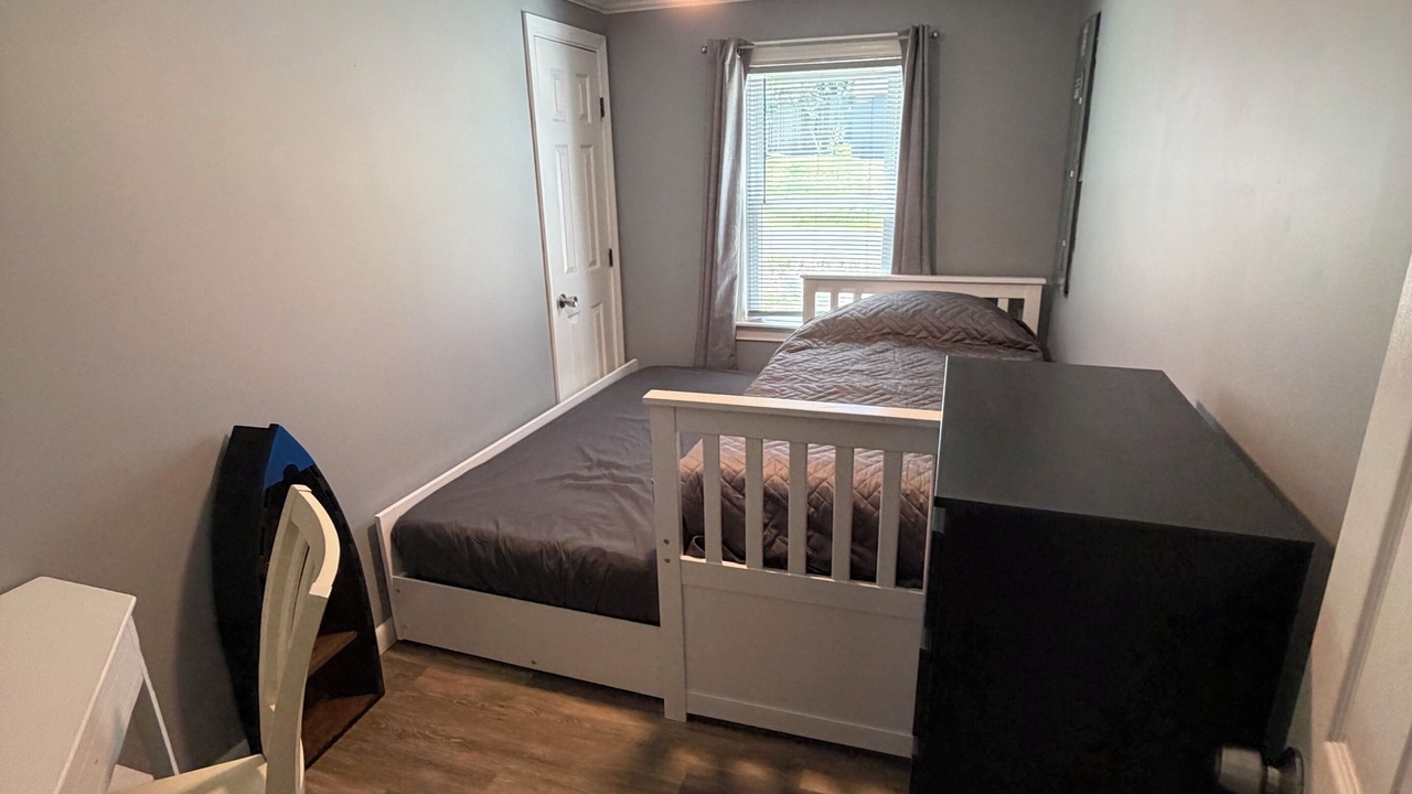 Photo of Bedroom in Coventry Lake