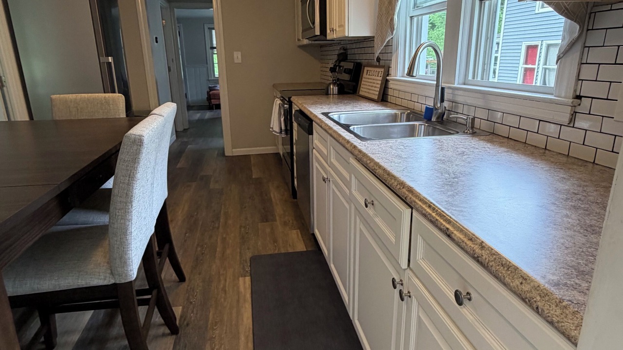 Photo of Kitchen in Coventry Lake