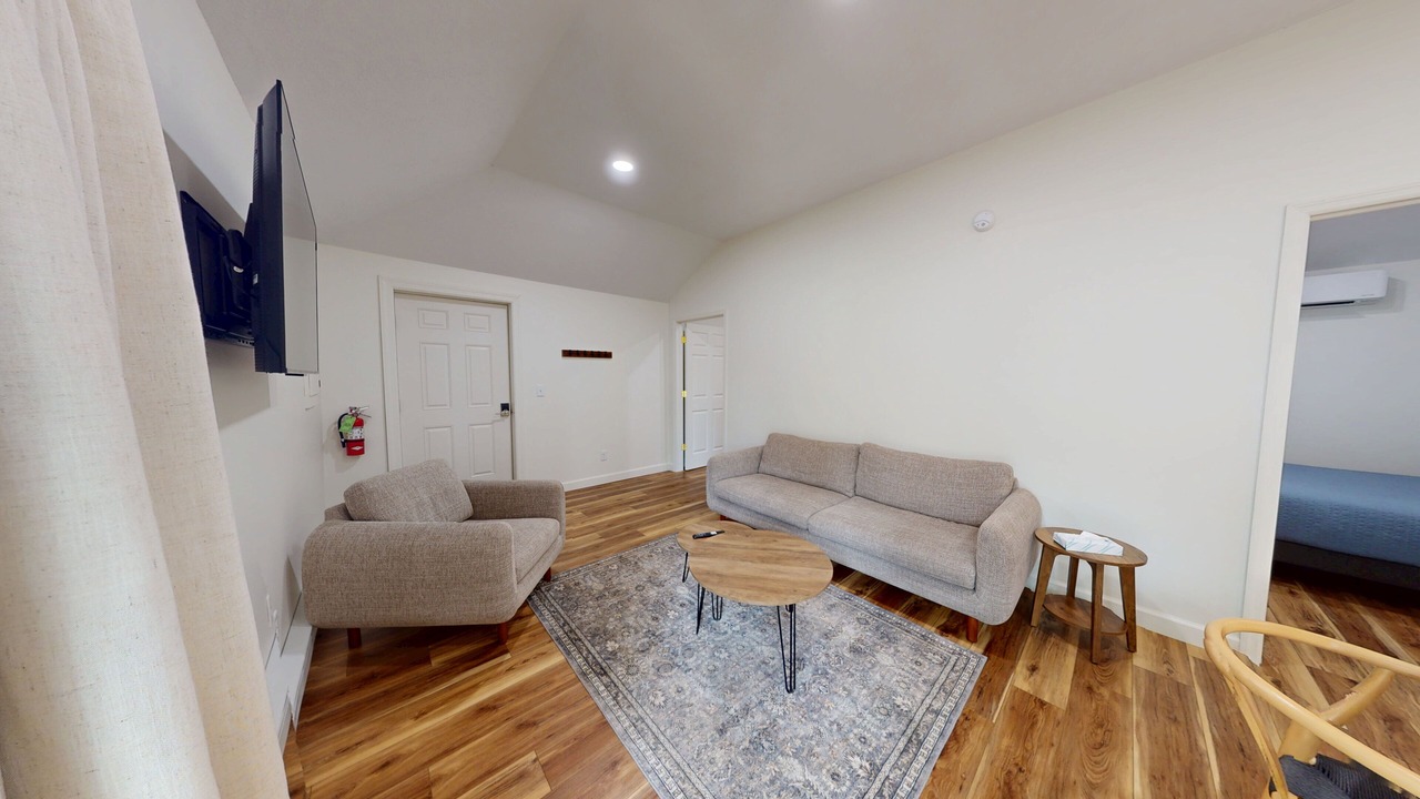 Photo of Livingroom in Hamilton