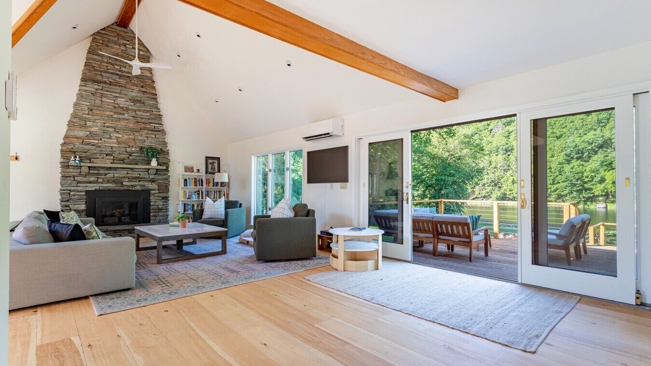 Photo of Livingroom in Narrowsburg