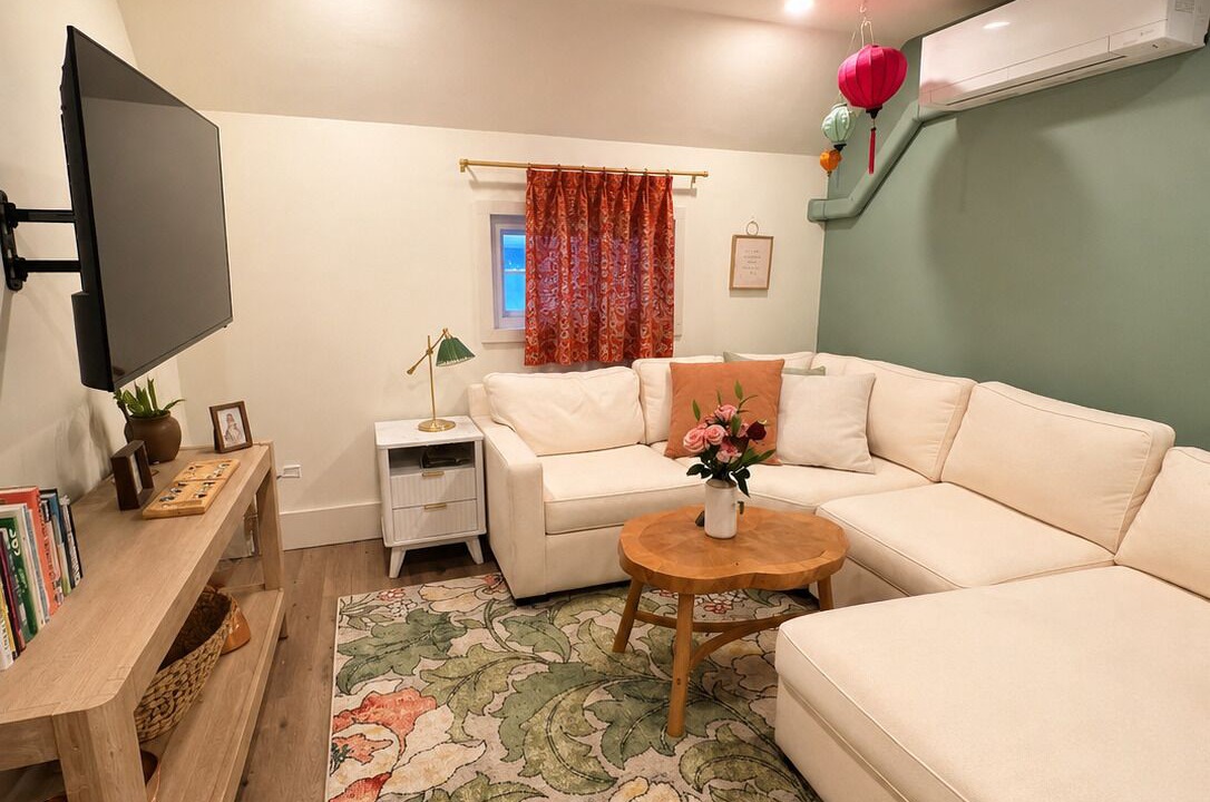 Photo of Livingroom in Lancaster