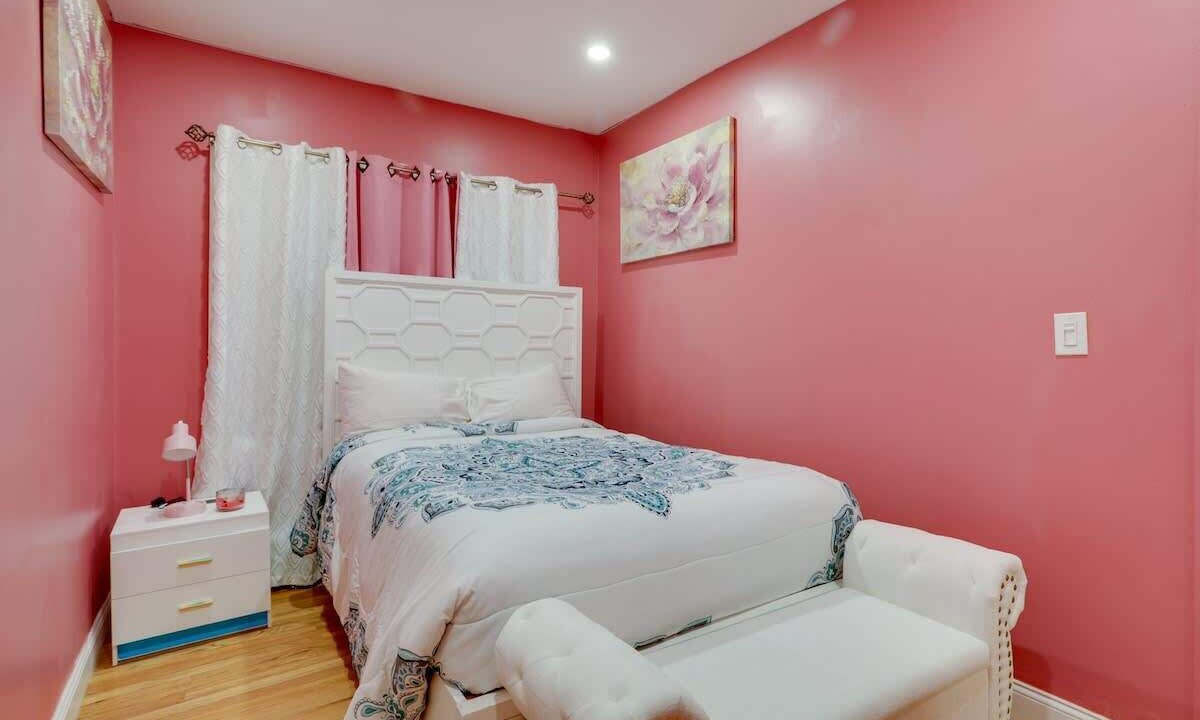 Photo of Bedroom in Milton