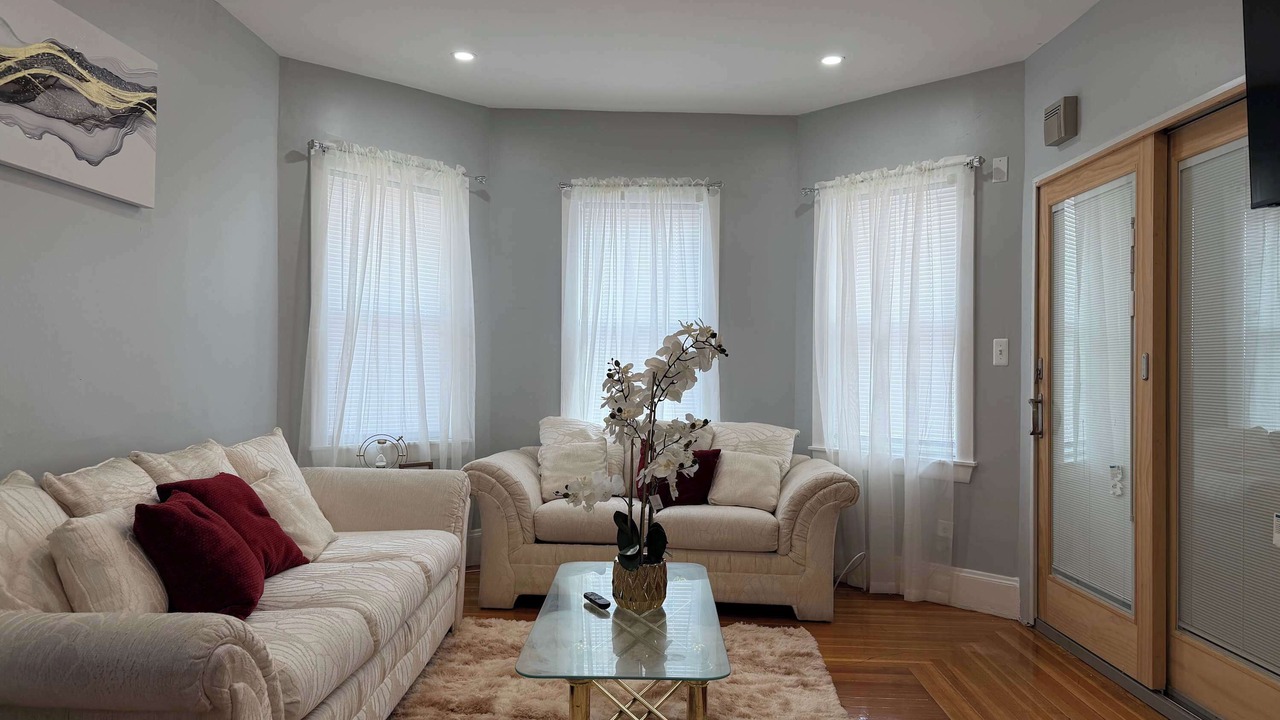 Photo of Livingroom in Milton