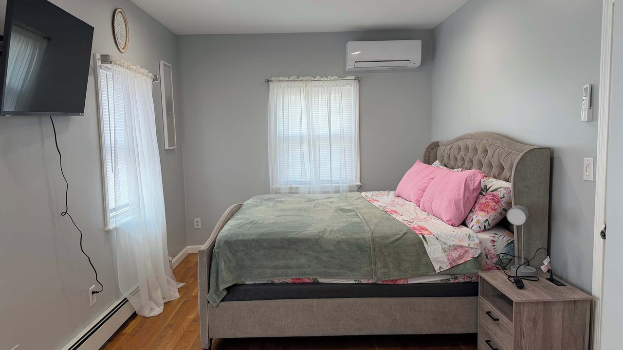 Photo of Bedroom in Milton