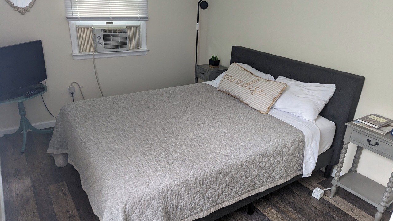 Photo of Bedroom in Cutchogue