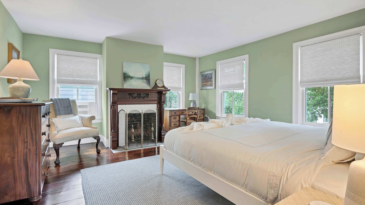 Photo of Bedroom in Stonington