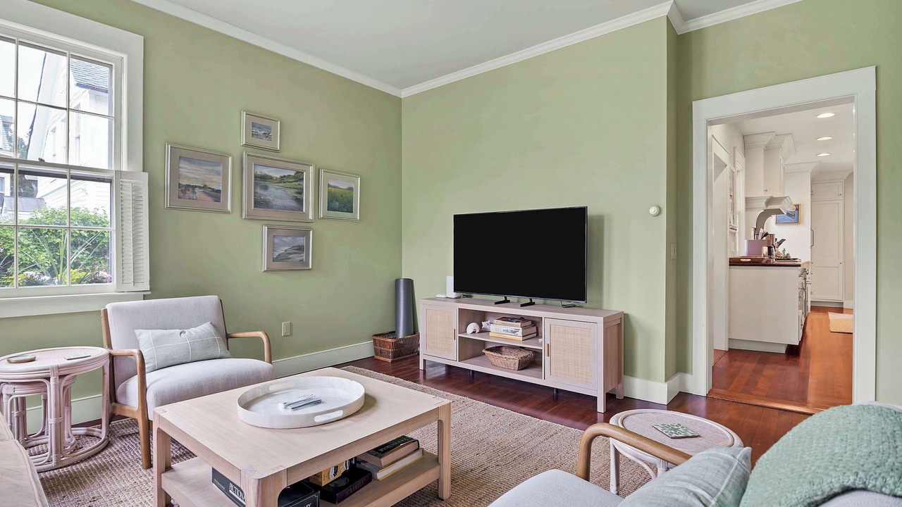 Photo of Livingroom in Stonington