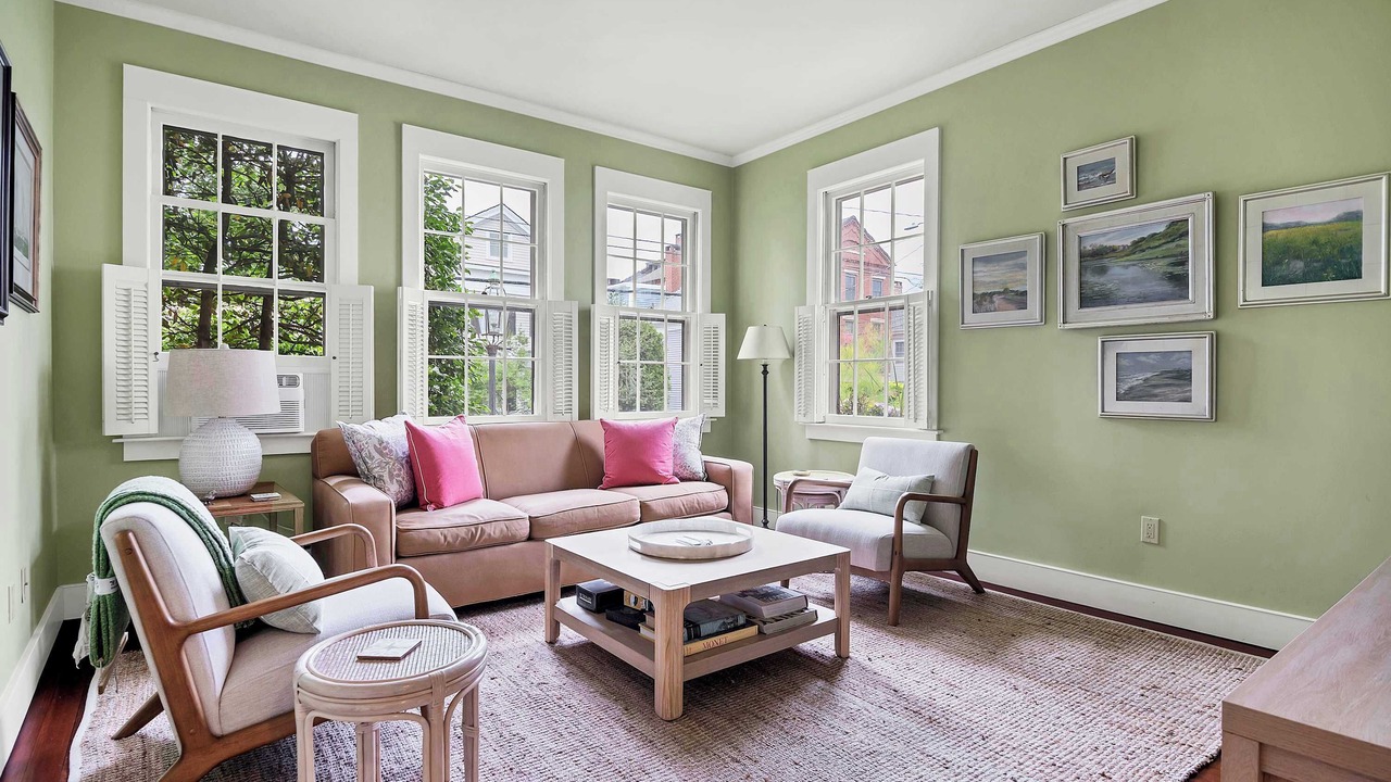 Photo of Livingroom in Stonington
