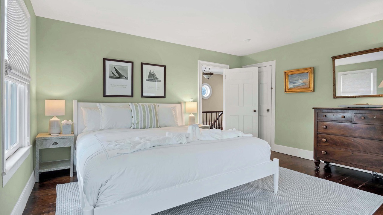 Photo of Bedroom in Stonington