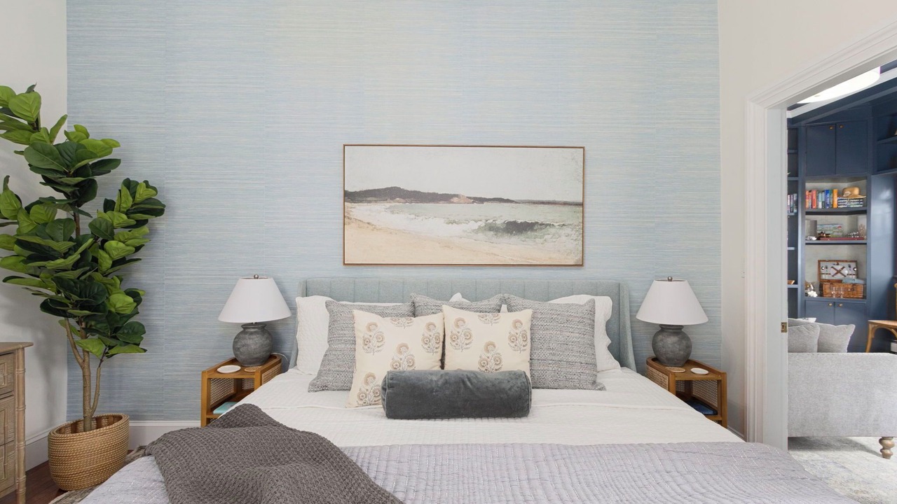 Photo of Bedroom in Top of the Hill