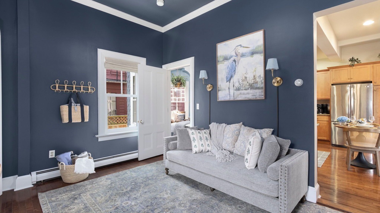 Photo of Livingroom in Top of the Hill