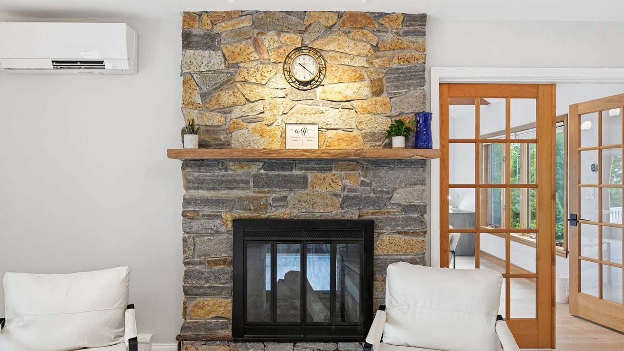 Photo of Livingroom in Plymouth