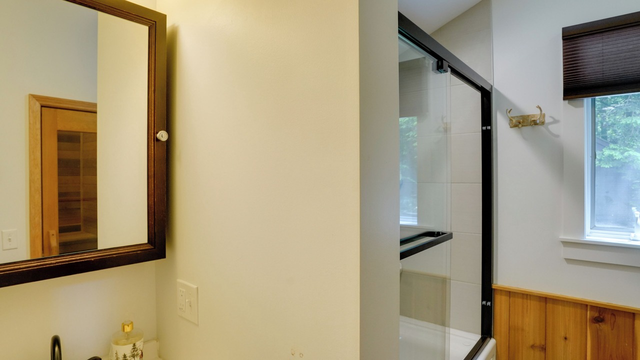 Photo of Bathroom in Londonderry
