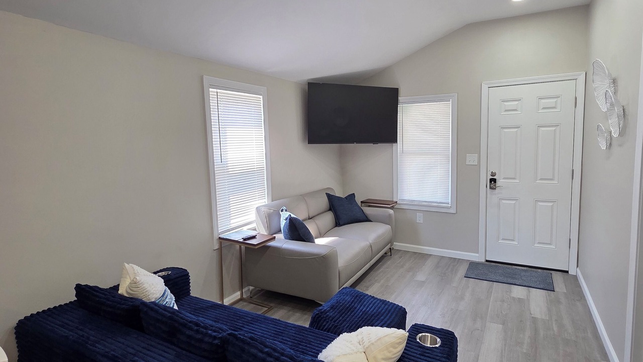 Photo of Livingroom in Hampton