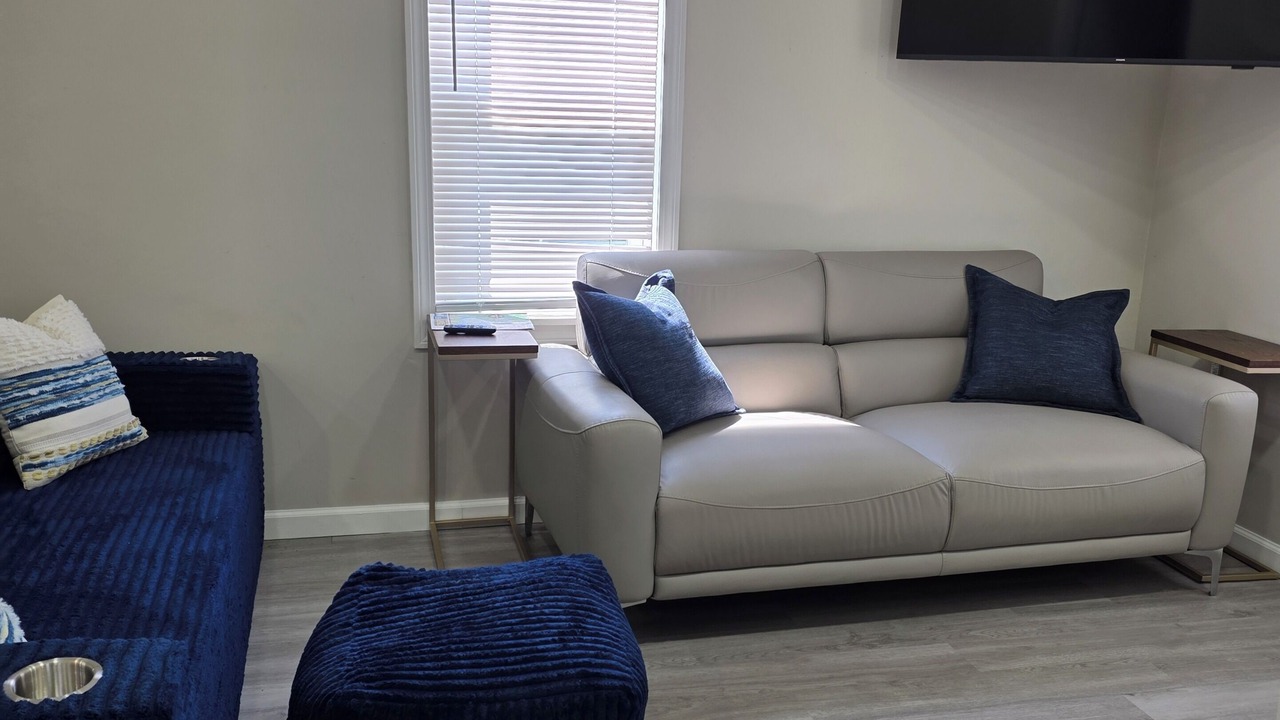Photo of Livingroom in Hampton