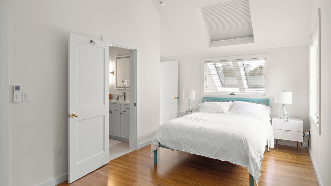 Photo of Bedroom in Tisbury