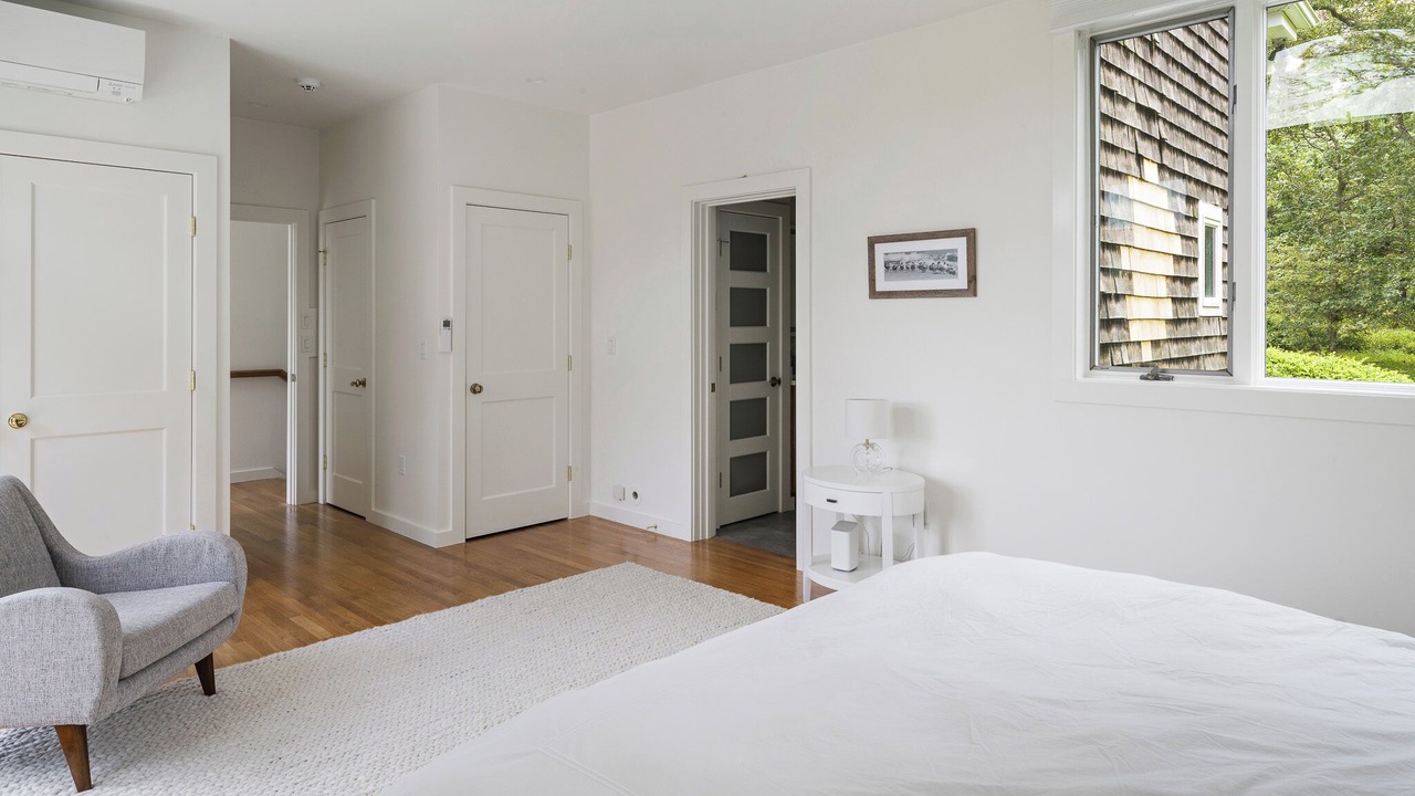 Photo of Bedroom in Tisbury