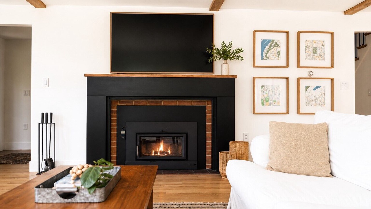 Photo of Livingroom in Lyme Center