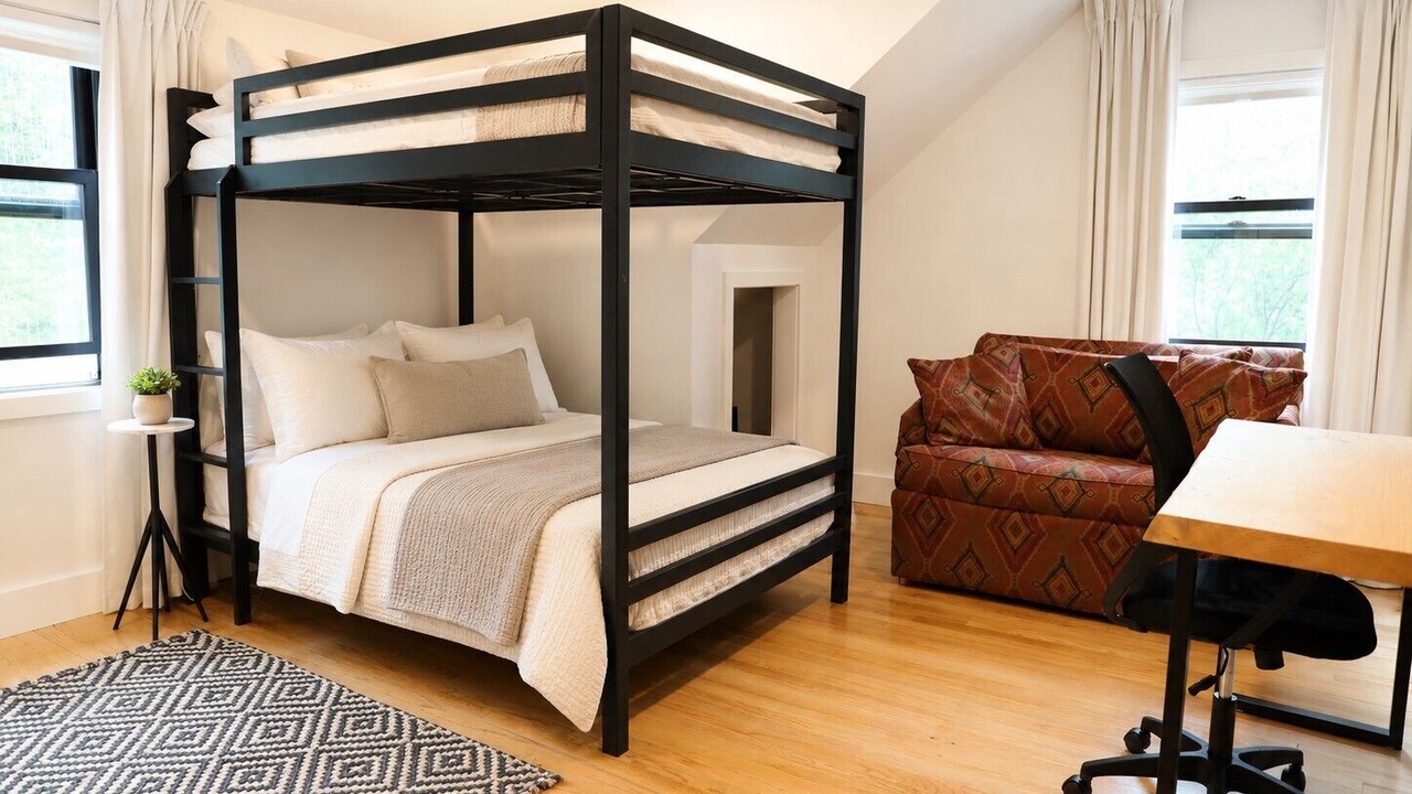 Photo of Bedroom in Lyme Center