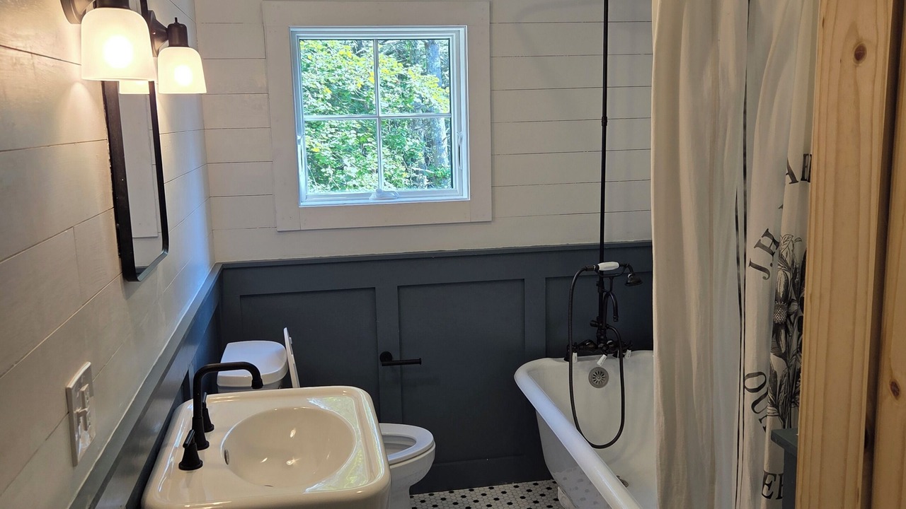 Photo of Bathroom in Taconic