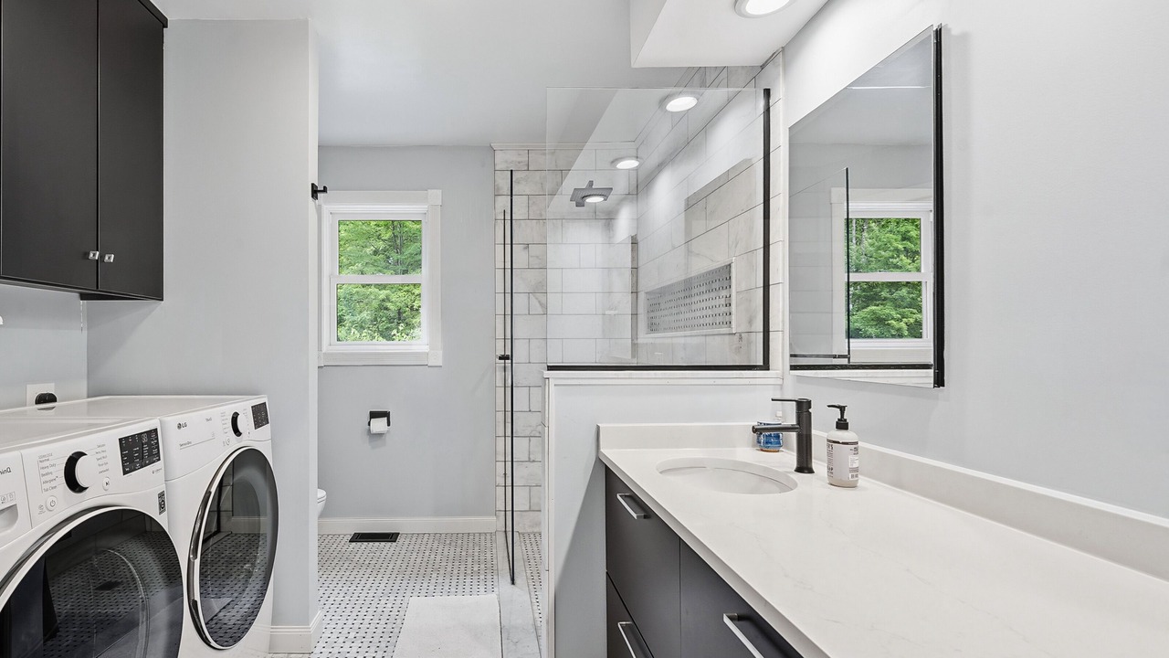 Photo of Bathroom in Palenville