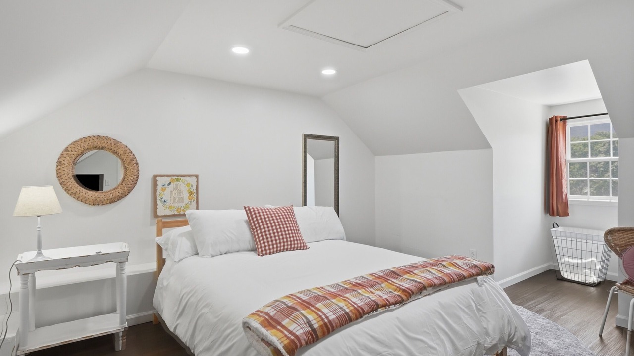 Photo of Bedroom in Salisbury Mills