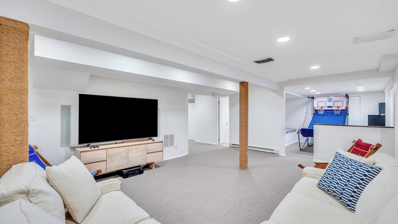 Photo of Livingroom in East Quogue