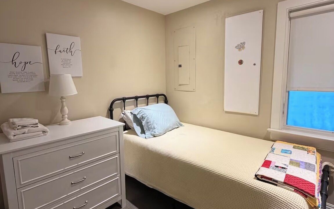 Photo of Bedroom in Ulster Park