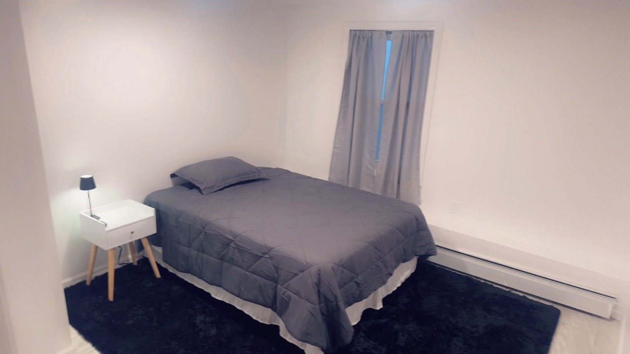 Photo of Bedroom in Amityville