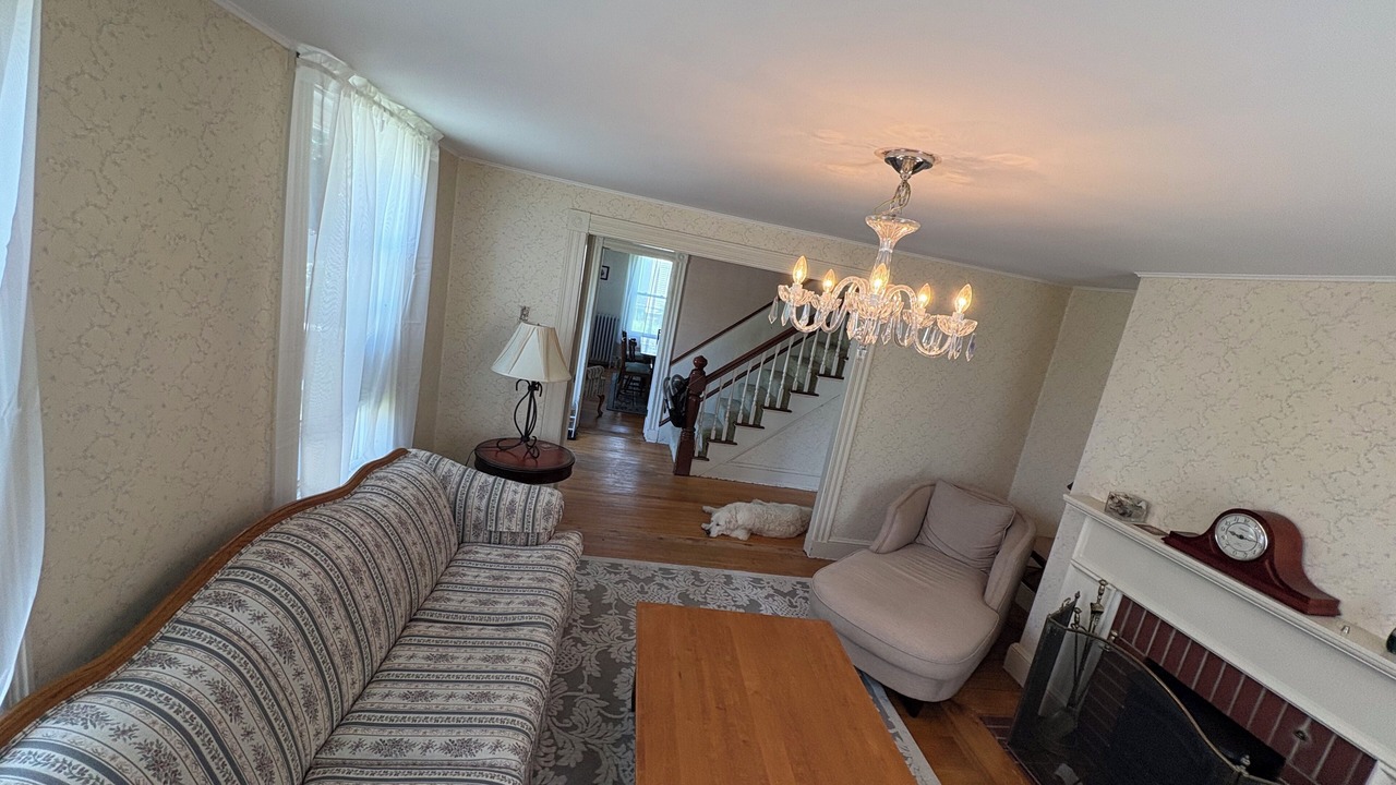 Photo of Livingroom in Eastport
