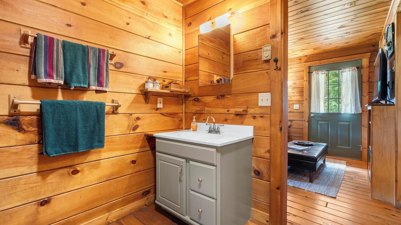 Photo of Bathroom in Seymour