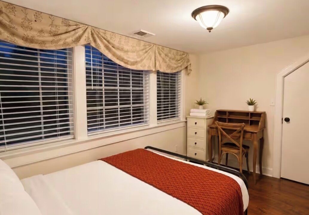 Photo of Bedroom in Ulster Park