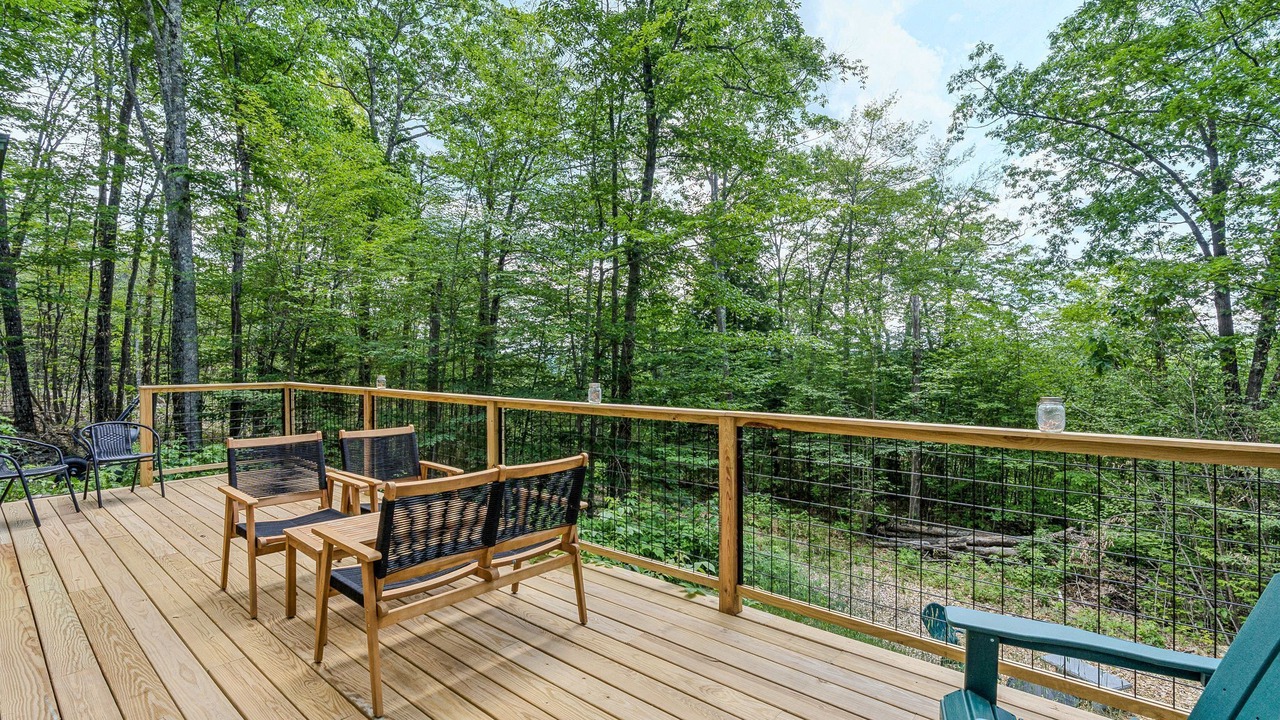 Photo of Patio Balcony in Strafford