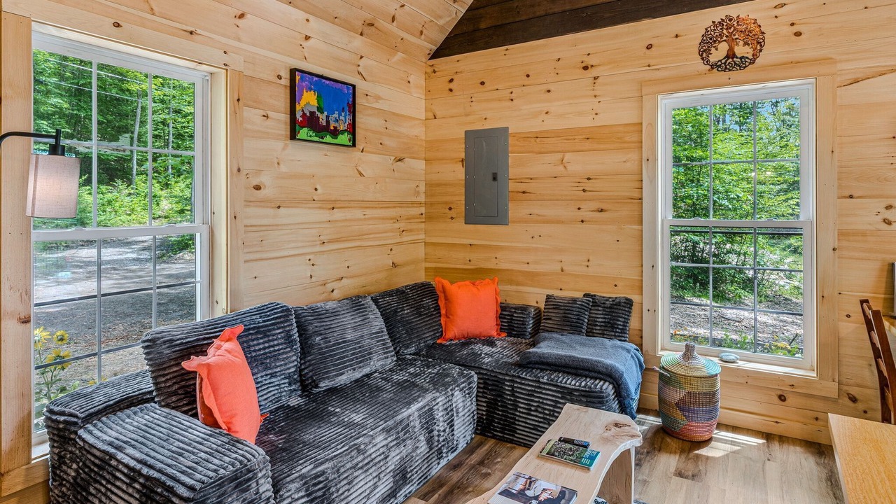 Photo of Livingroom in Strafford