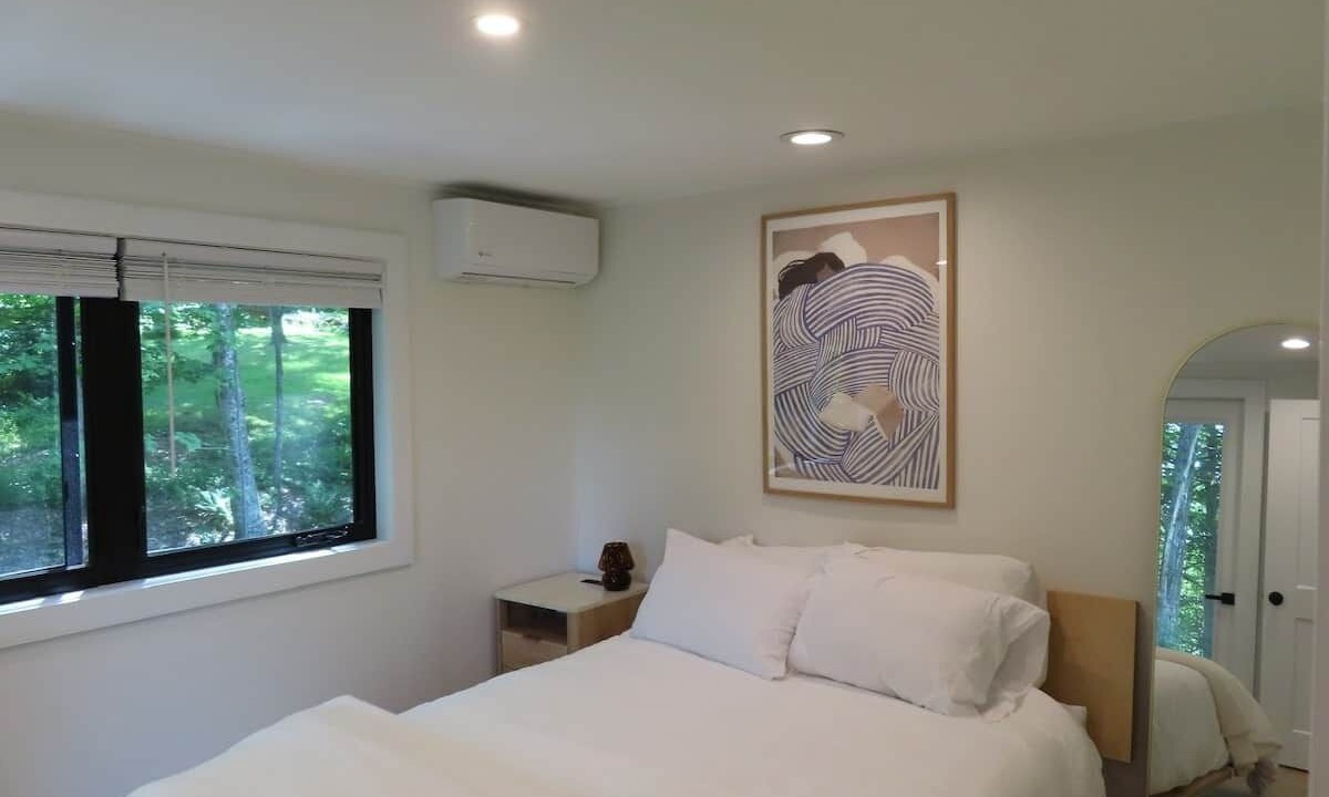 Photo of Bedroom in Bristol