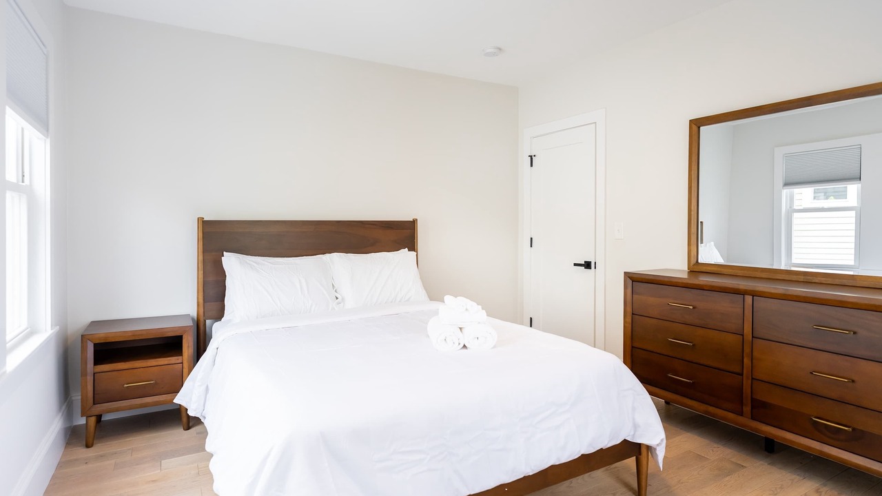 Photo of Bedroom in West Somerville